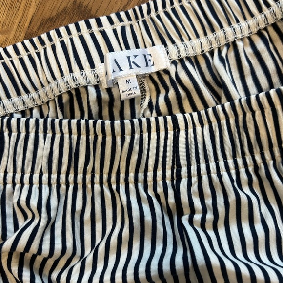 LAKE 95% Modal 5% Spandex Striped Lounge Pants Women’s Size m - Picture 3 of 5